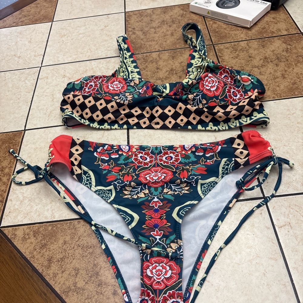 Source Unknown Red and Green Patterned Bikini